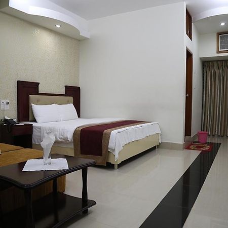 Hotel City Plaza Jessore Eksteriør bilde