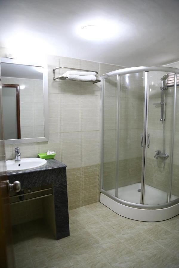 Hotel City Plaza Jessore Eksteriør bilde