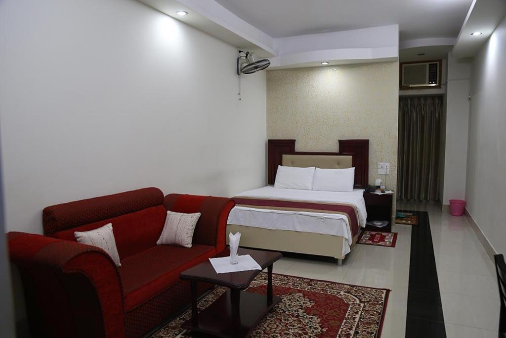 Hotel City Plaza Jessore Eksteriør bilde