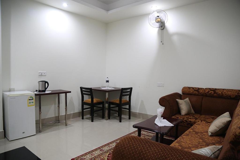 Hotel City Plaza Jessore Eksteriør bilde